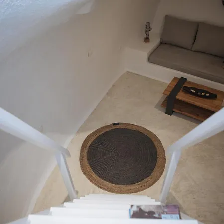 Athiri By A Terre Cave Villa