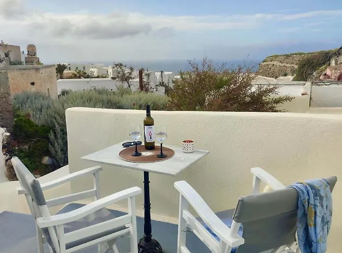 Athiri By A Terre Cave