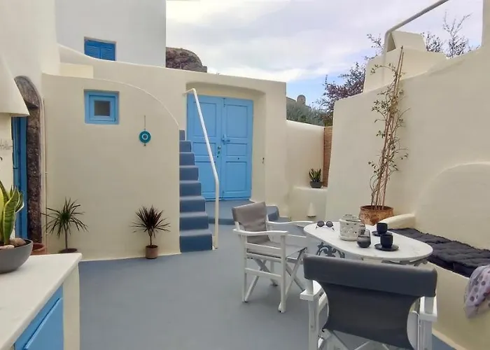 Athiri By A Terre Cave